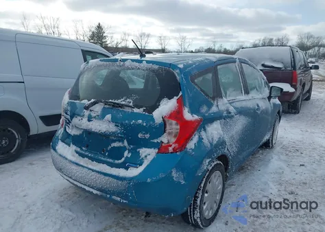2015 Nissan Versa Note S (Sr)/S Plus/Sl/Sr/Sv z USA, uszkodzony, nr VIN 3N1CE2CP1FL401395